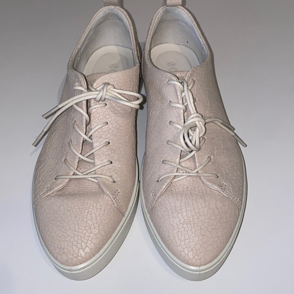 Ecco Women’s Sneakers Size7-EUC